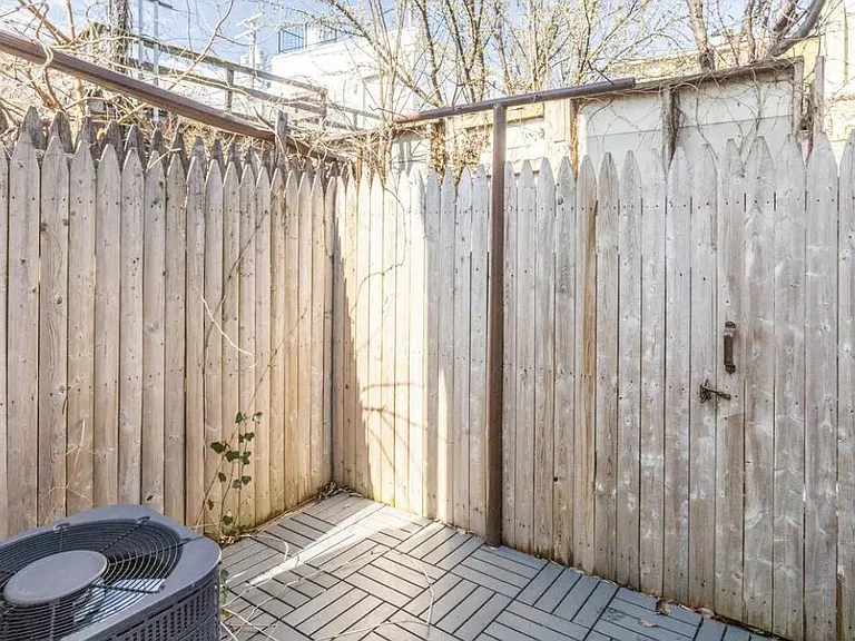 1612 Portugal St — Photo 16