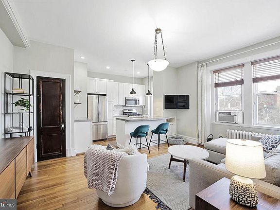 3rd image of 1526 17th St NW APT 304