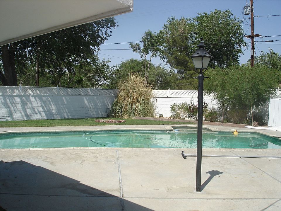 2nd image of 44860 12th St W