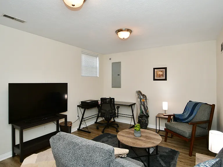 3043 Armory Dr — Photo 40