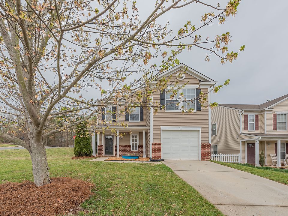 2001 Dunsmore Ln Waxhaw NC Zillow