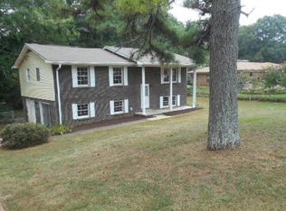 380 Rountree Rd, Riverdale, GA 30274