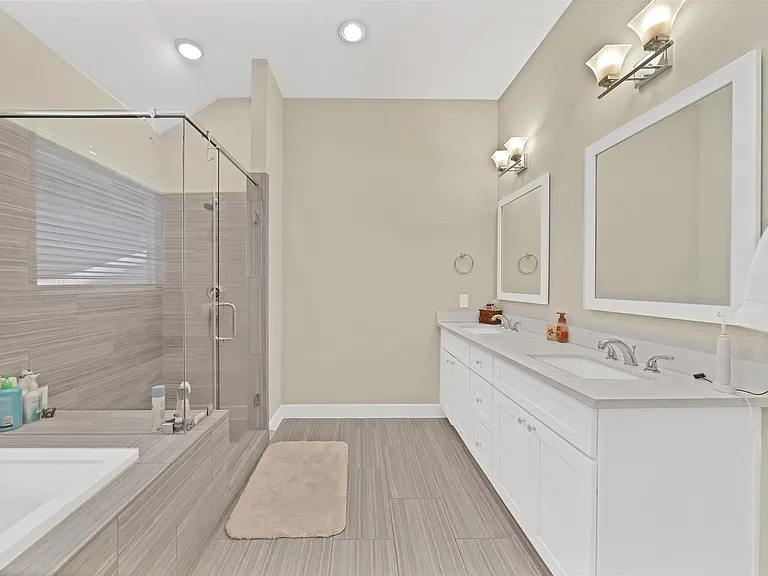 1264 Morris St — Photo 9