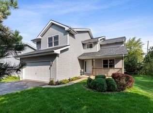 407 E Oak St, Lake In The Hills, IL 60156