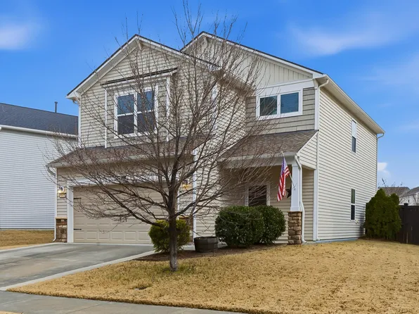 3645 Althorp Dr, Raleigh, NC 27616