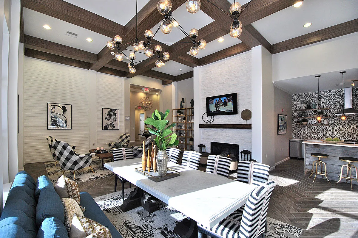 Fairlane Town Center Apartment Homes — Photo 2