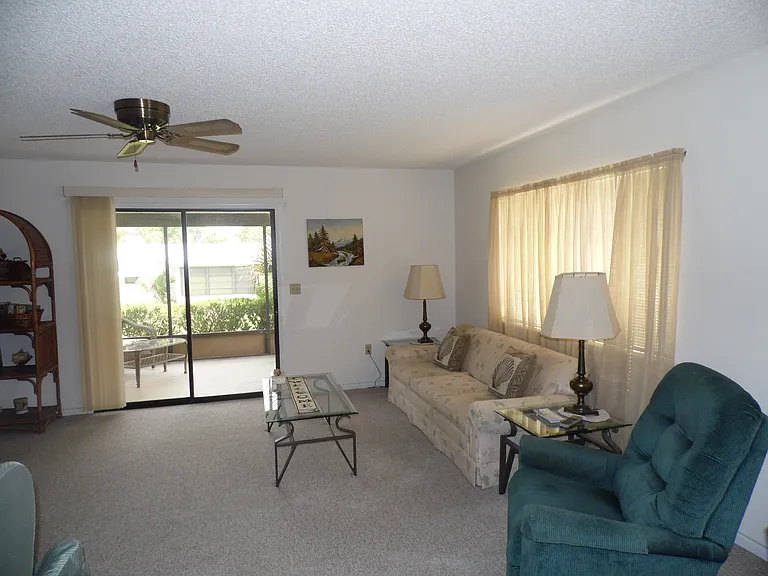 8987 SW 100th Ln — Photo 5