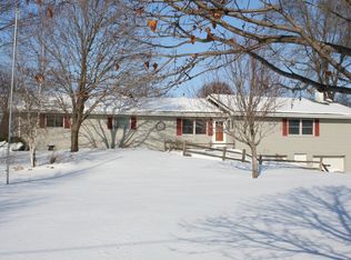 5932 Spring Valley Rd, Burlington, WI 53105