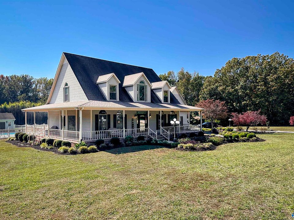 1st image of 102 Lawrence Rd