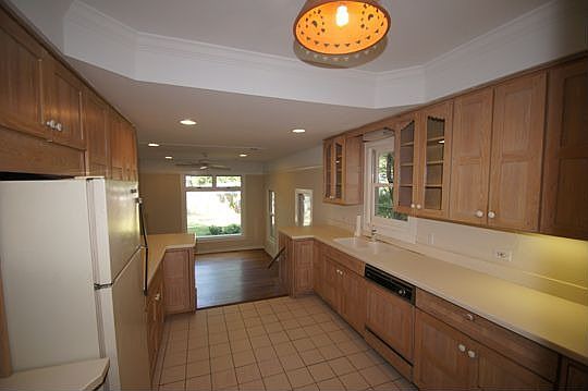 4th image of 362 Hirst Ct