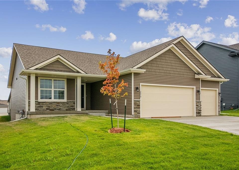 1st image of 2517 7th Avenue Ct SW