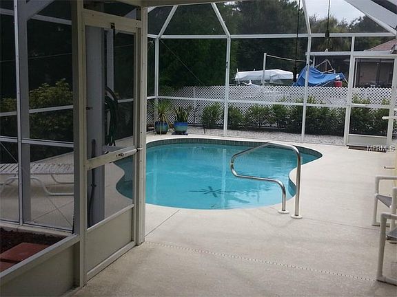 4th image of 11128 Deerwood Ave