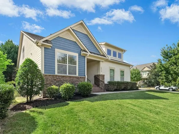 4012 Franks Creek Dr, Cary, NC 27518
