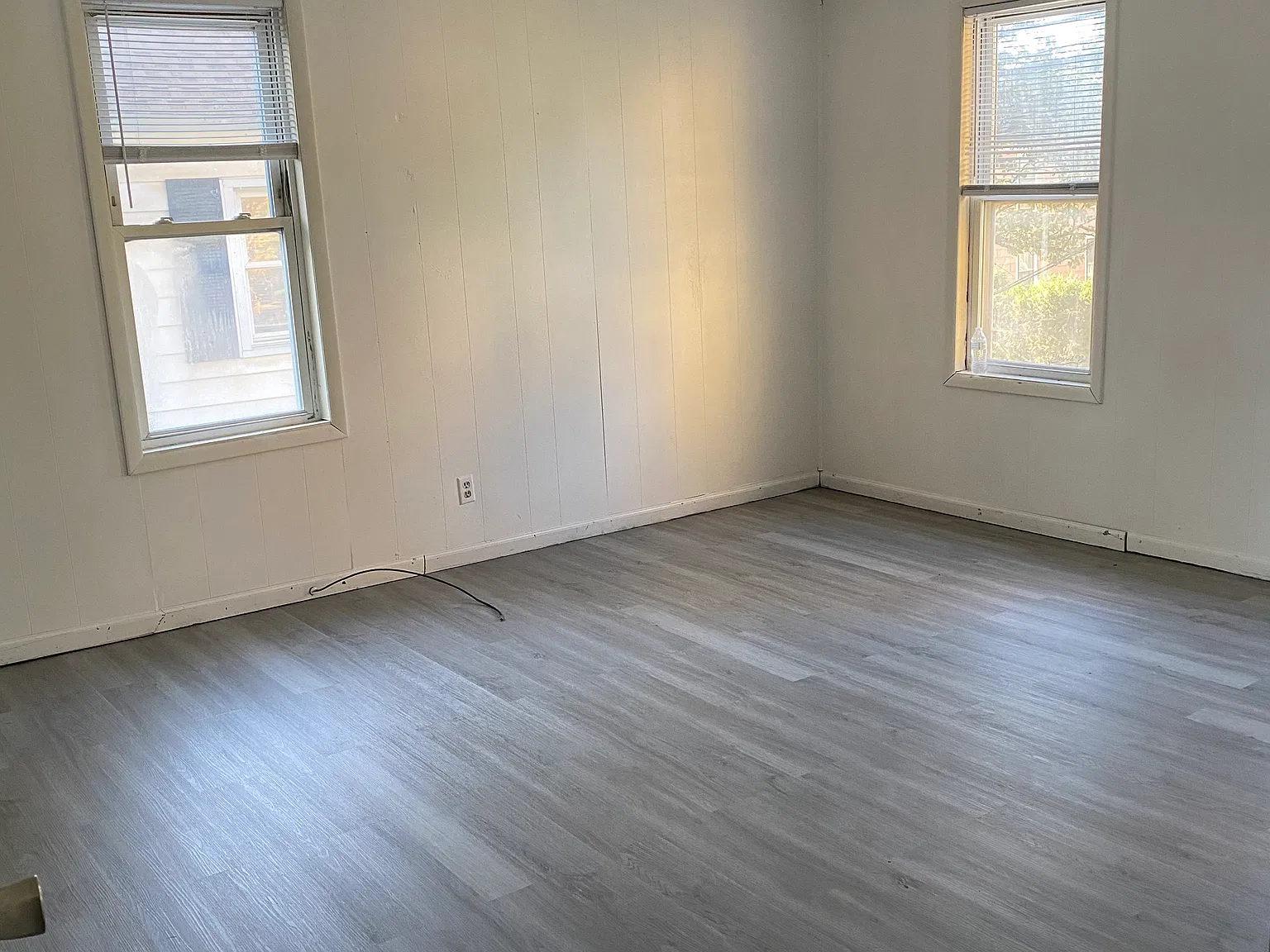 3 bed, $1,400 — Photo 3