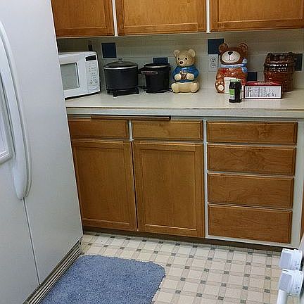 5th image of 2905 Hillcrest Ln