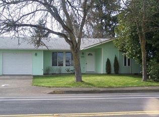 970 Echo Hollow Rd, Eugene, OR 97402