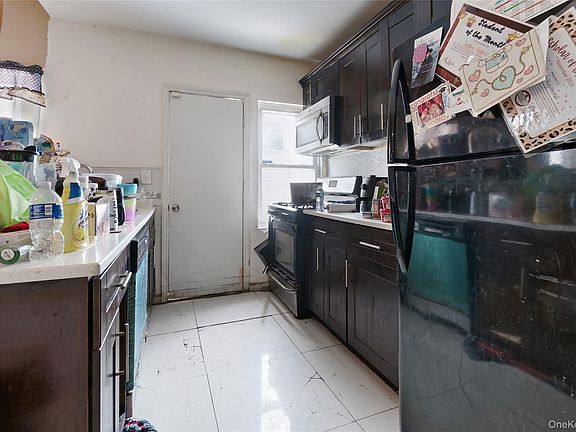 3rd image of 6529 Bayfield Avenue
