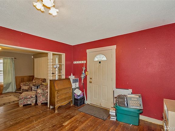 4th image of 4042 McKinley Ave