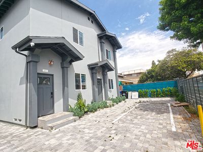 413 N Harvard Blvd, Los Angeles, CA, 90004