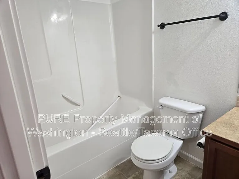 5027 NE 5th Pl — Photo 29