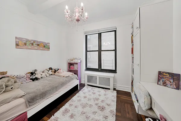 Sold by Douglas Elliman | media 19