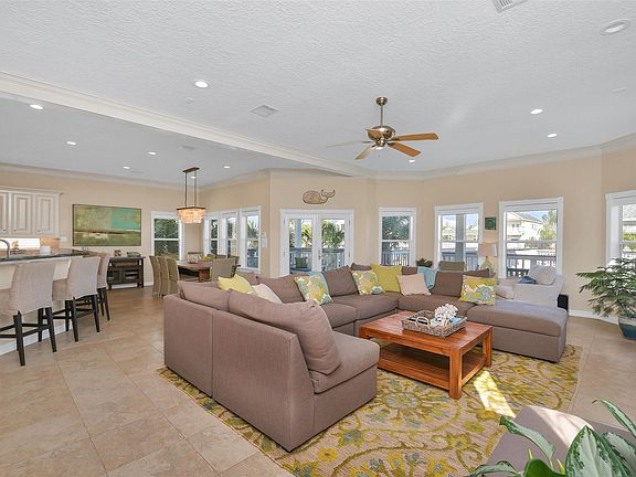 5th image of 3411 Cove Ln