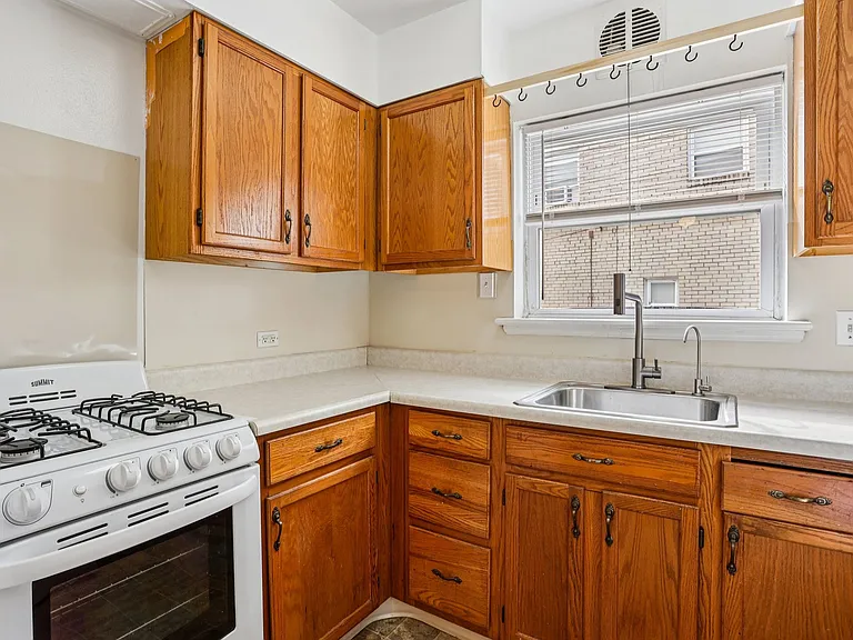 Ridley Station Apartments — Photo 14