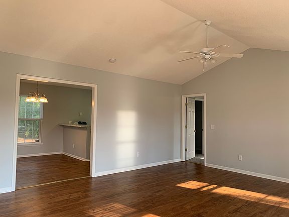 5th image of 402 Wallington Rd