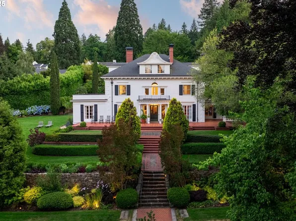 11175 S Riverwood Rd, Portland, OR 97219