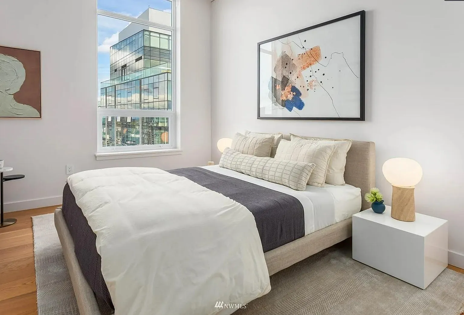 121 Stewart St — Photo 3