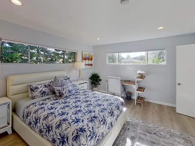 11153 Morrison St — Photo 51