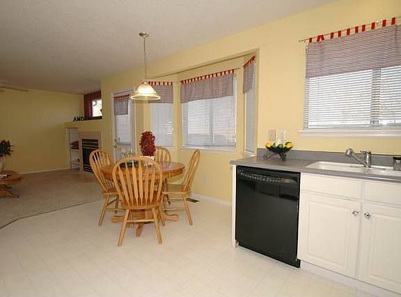 3rd image of 1280 S Boyero Ct