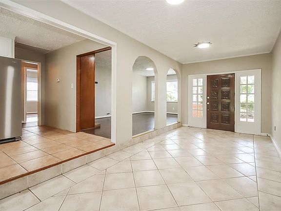 5th image of 12217 Palmsprings Dr