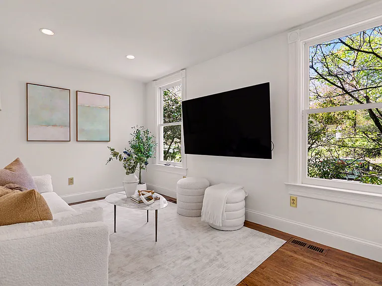 Den/Office/fourth bedroom