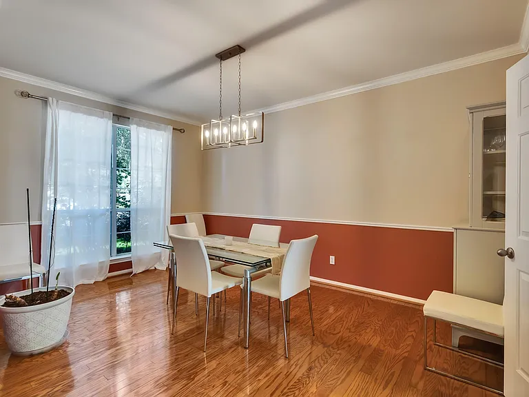 602 Mosman Ct — Photo 14