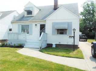 5221 Philip Ave, Maple Heights, OH 44137