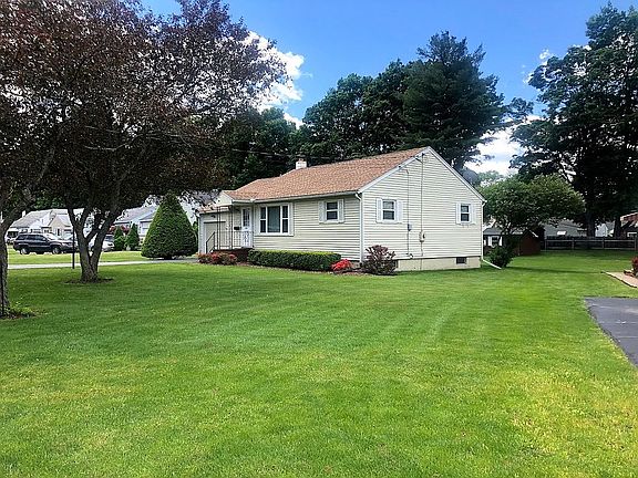 2nd image of 320 Virginia Ave