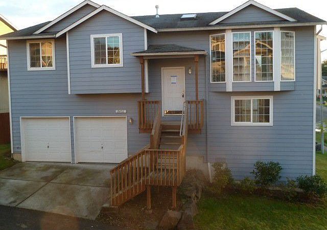 1st image of 8416 11th Pl NE