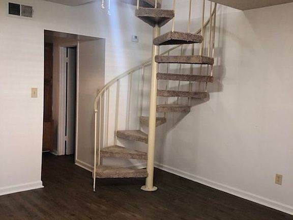 4th image of 107 Shekel Dr #D