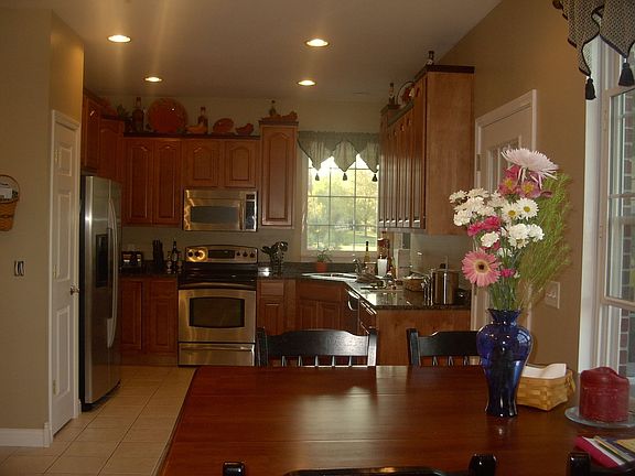 4th image of 11124 Marlette Dr