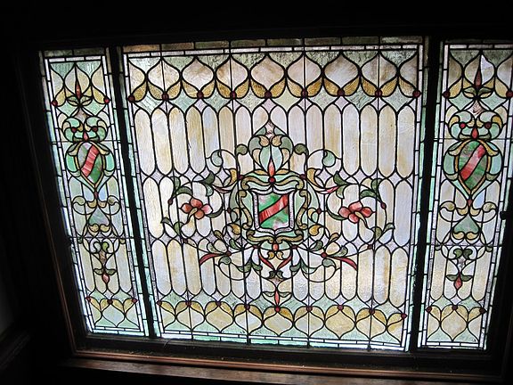 5th image of 374 W Church St