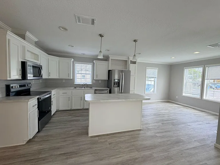 5220 SW 33rd St #13-06 — Photo 11