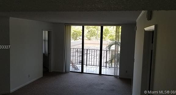 5th image of 18181 NE 31st Ct APT 205