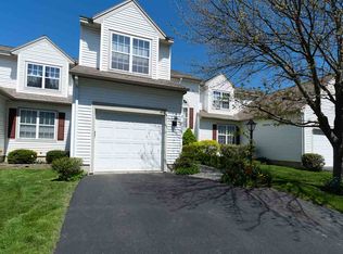 46 Empire Cir, Rensselaer, NY 12144