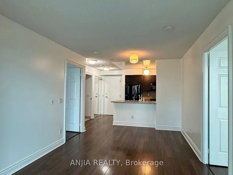 25 Greenview Ave #721 — Photo 5