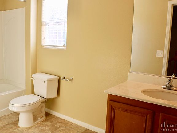 4th image of 2712 Courlan Dr