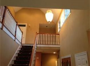 1 Heritage Ln, Saugus, MA 01906