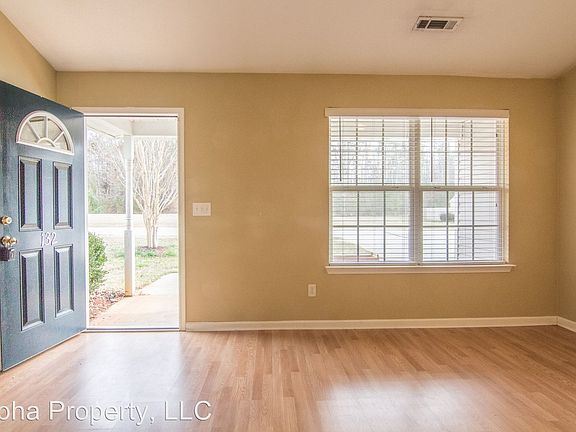2nd image of 132 Crescent Creek Ct