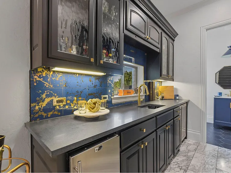 2871 Creekwood Ln — Photo 18