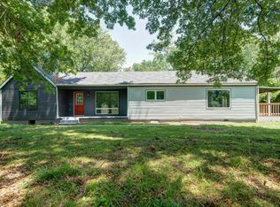 654 S Laurel Avenue, Springfield, MO 65802
